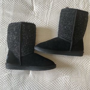 Minnetonka Women’s Boots